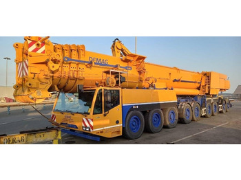 Grua todo o terreno DEMAG