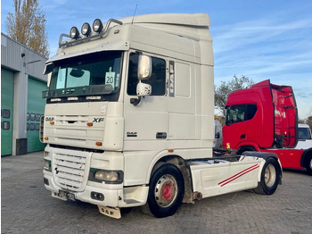 Tractor DAF XF 105 460