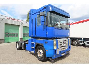 Tractor RENAULT Magnum 480