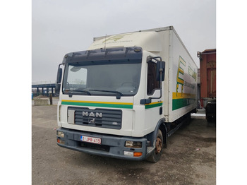 Caminhão furgão MAN TGL
