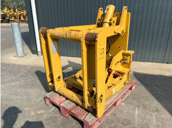 Equipamento CATERPILLAR