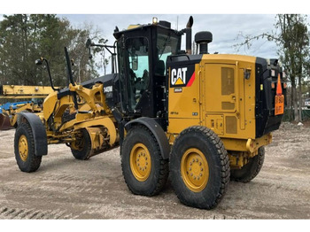 Motoniveladora CATERPILLAR 140M