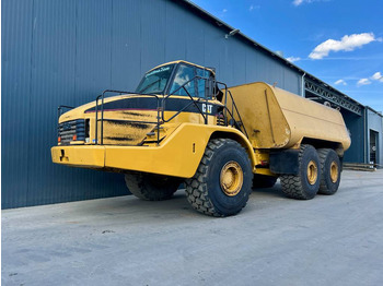 Máquina de construção CATERPILLAR 740