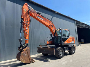 Escavadeira de rodas DOOSAN DX170W-5