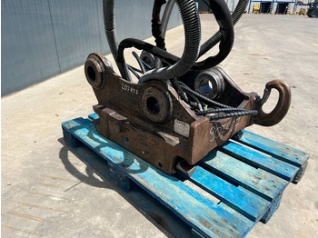 Acoplamento rápido de Máquina de construção OilQuick OQ70/55 - 323E: foto 3