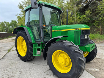 Trator JOHN DEERE 6110