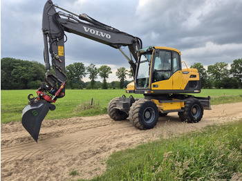 Escavadeira de rodas VOLVO EW140D
