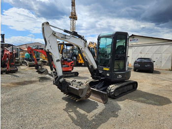 Mini escavadeira BOBCAT E26
