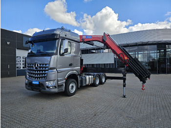 Caminhão grua MERCEDES-BENZ Arocs 2653