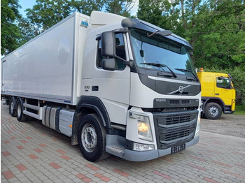 Caminhão frigorífico Volvo FM 330, 6x2, CARRIER SUPRA 950 U: foto 5