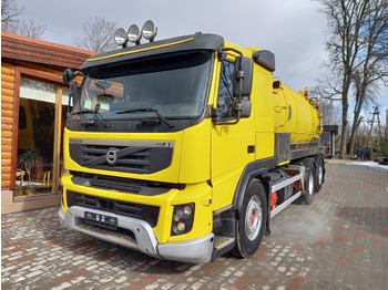 Caminhão limpa fossa VOLVO FMX 450