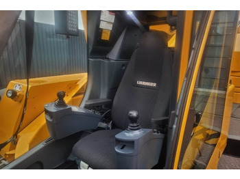 Grua todo o terreno Liebherr LTM1070-4.2 Dutch Vehicle Registration, Valid Insp: foto 4