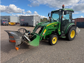 Trator JOHN DEERE 3520