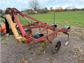 Maquina para lavrar a terra KONGSKILDE