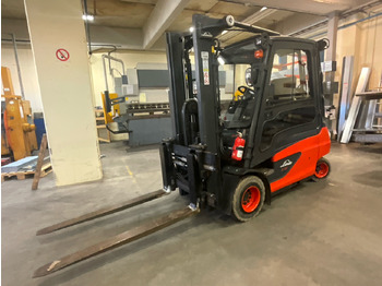 Equipamento de movimentação LINDE E