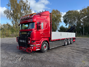 Caminhão grua SCANIA R 520