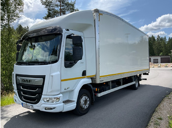 Caminhão DAF LF 210