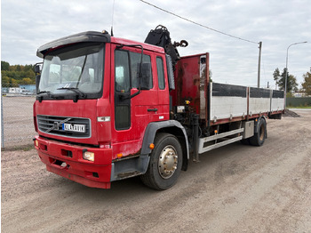 Caminhão VOLVO FL