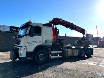 Caminhão grua VOLVO FM12