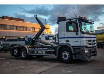 Caminhão polibenne Mercedes ACTROS 2646 L-MP3: foto 2