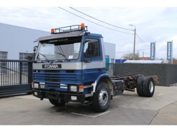 Caminhão chassi Scania P92M: foto 1
