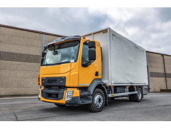 Caminhão com lona VOLVO FL 210