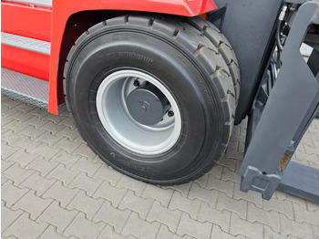 Empilhadeira a diesel Kalmar DCE120-12: foto 2 Empilhadeira a diesel Kalmar DCE120-12: foto 2