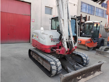 Mini escavadeira TAKEUCHI