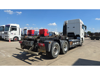 Caminhão chassi MAN TGA 26.440 (MANUAL GEARBOX / FRONT STEEL / 6X2 / BOITE MANUELLE / DEVANT LAMES): foto 5