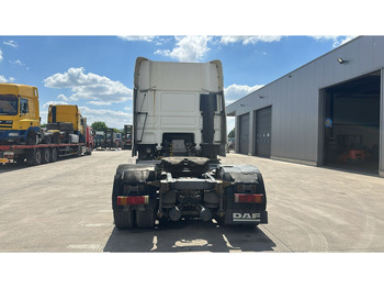 Tractor DAF 95 XF 380 (BOITE MANUELLE / EURO 3 / MANUAL GEARBOX / TRES BONNE ETAT): foto 5