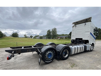 Caminhão chassi Volvo FH500: foto 3