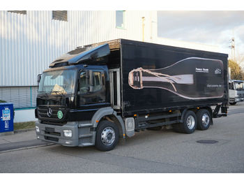 Caminhão transporte de bebidas Mercedes-Benz AXOR 2533 Getränke-Schwenkwand LBW Analog Lenkac: foto 1