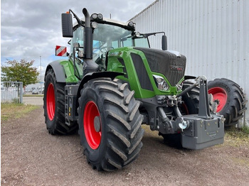 Trator FENDT 826 Vario