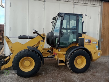 Carregadeira de rodas CATERPILLAR 908M
