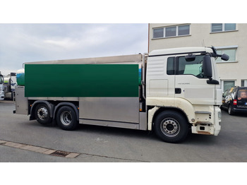 Caminhão chassi MAN TGS 26.440