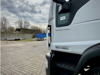 Veículo municipal/ Especial nuevo IVECO Eurocargo + hooklift KING HZ-10R: foto 3