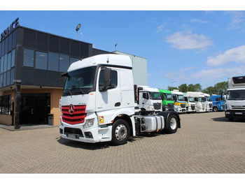 Tractor MERCEDES-BENZ Actros 1843