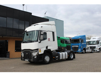 Tractor RENAULT T 440