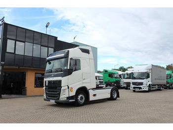 Tractor VOLVO FH13 500