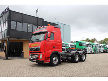 Tractor VOLVO FH16 550