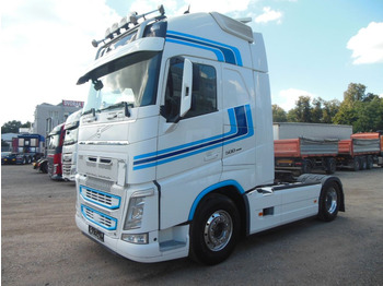 Tractor VOLVO FH13 500