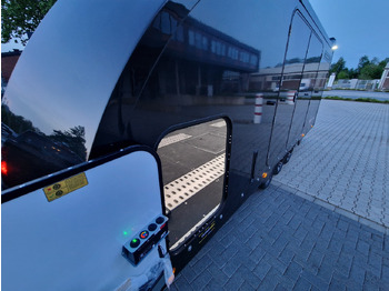 Locação de  BJT Race Transporter 7 397-5521-35-3-10-B 550x210x189cm black Alufelgen Tridem 3500kg Aktion BJT Race Transporter 7 397-5521-35-3-10-B 550x210x189cm black Alufelgen Tridem 3500kg Aktion: foto 5