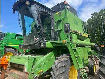 Ceifeira debulhadora JOHN DEERE