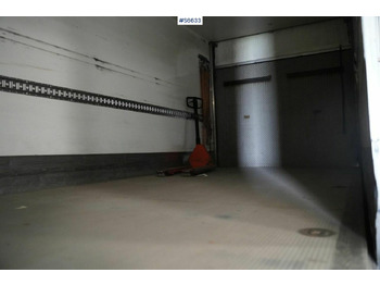 Caminhão furgão MAN TGM 18.340 4x2 BL: foto 4