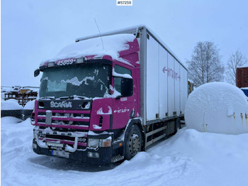 Caminhão furgão SCANIA P94