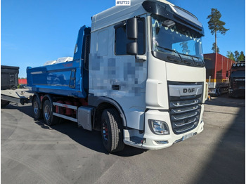 Caminhão basculante DAF XF 530