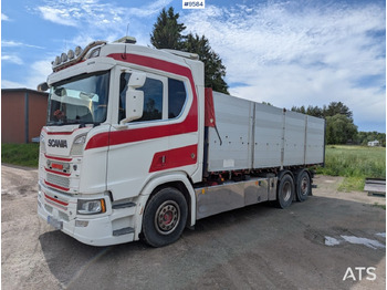 Caminhão furgão SCANIA R 580
