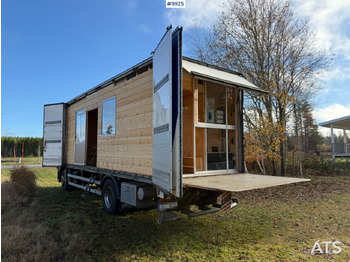 Caminhão furgão VOLVO FM9