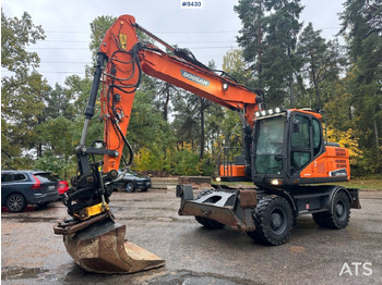 Escavadeira de rodas DOOSAN DX170W