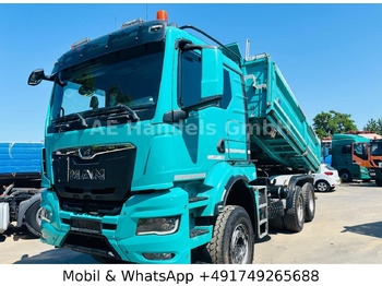 Caminhão basculante MAN TGX 26.500